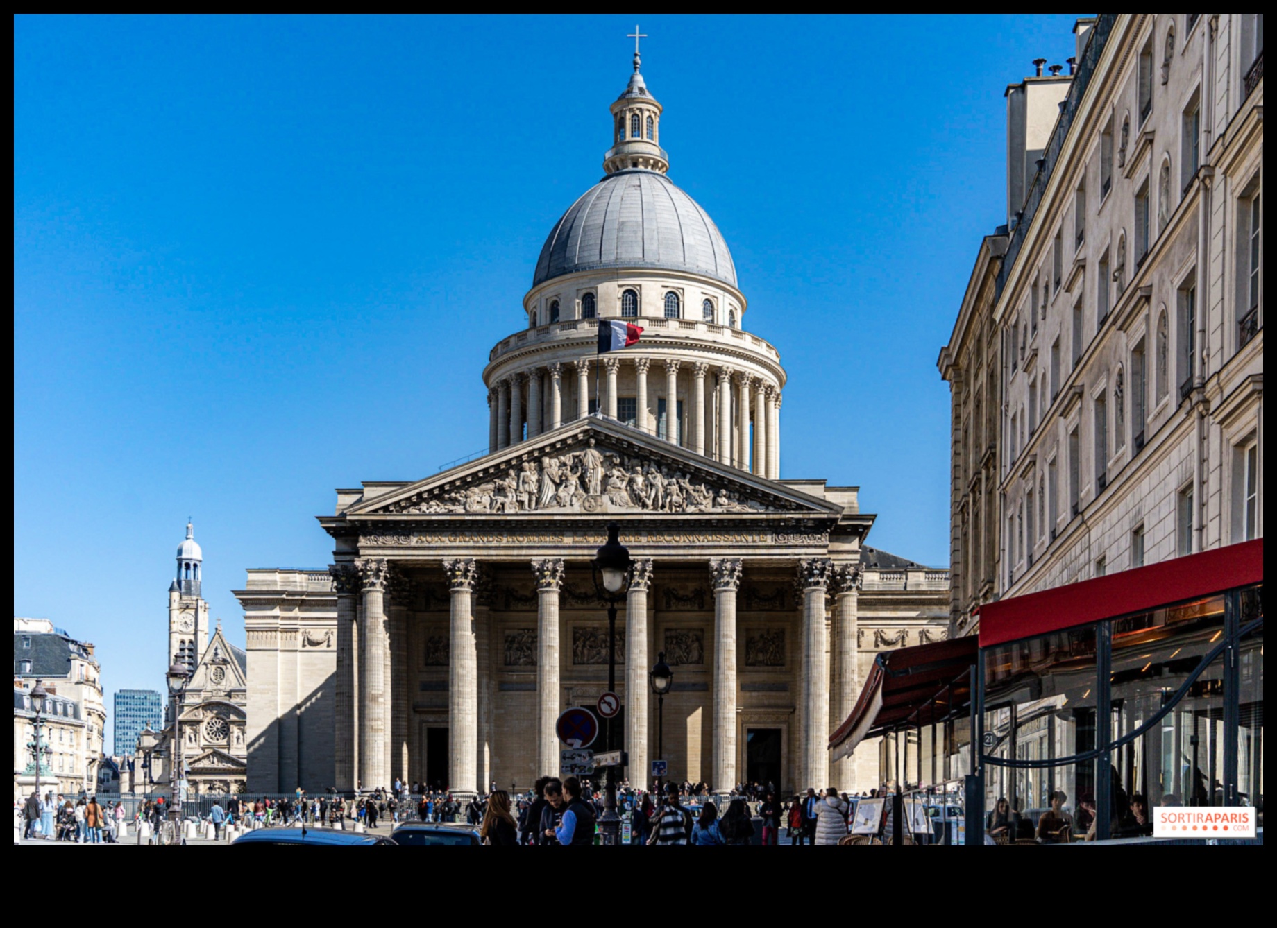 Pantheon Landmark: Onorând Pinnacule ale Culturii