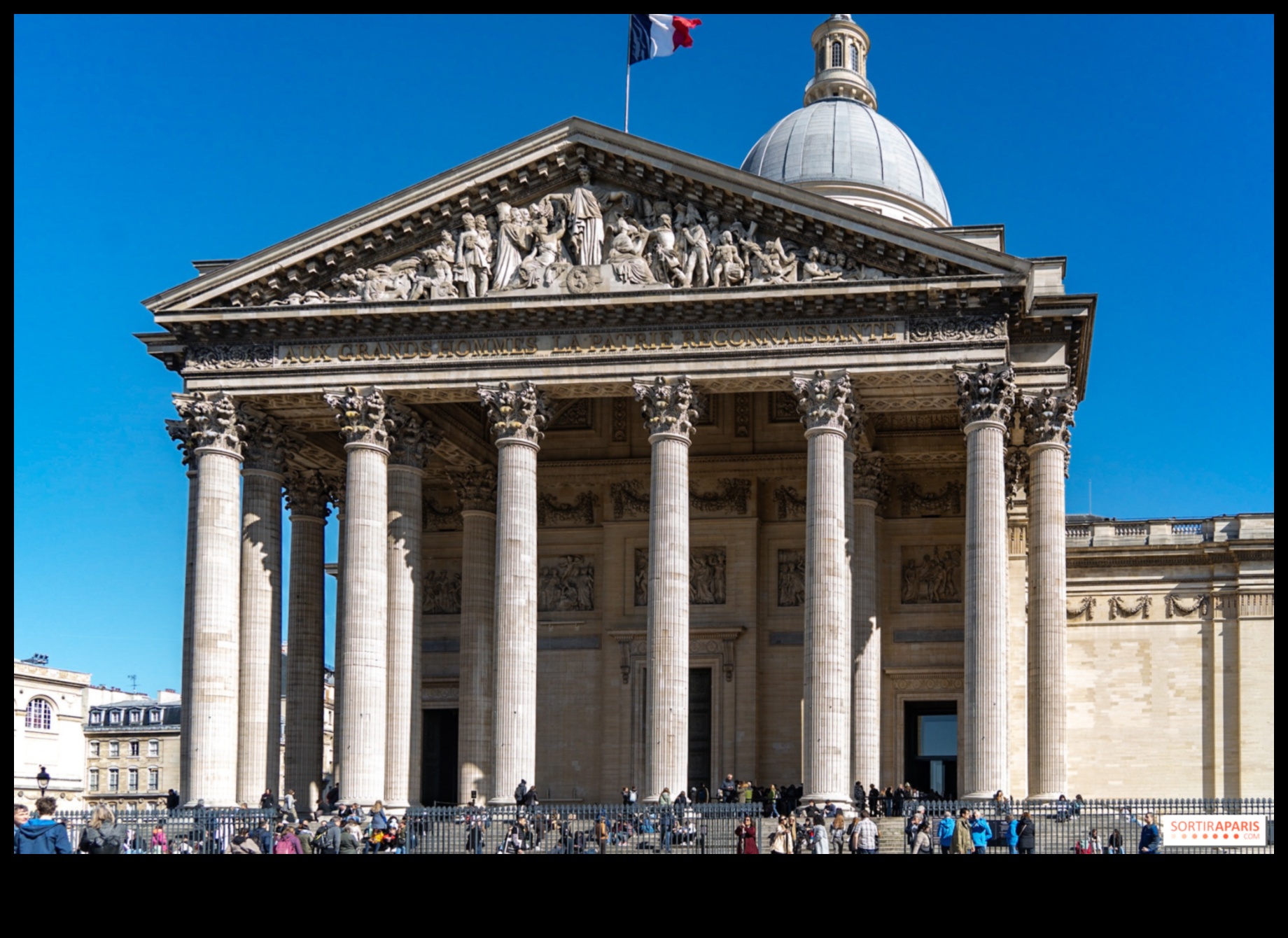 Pantheon Landmark: Onorând Pinnacule ale Culturii